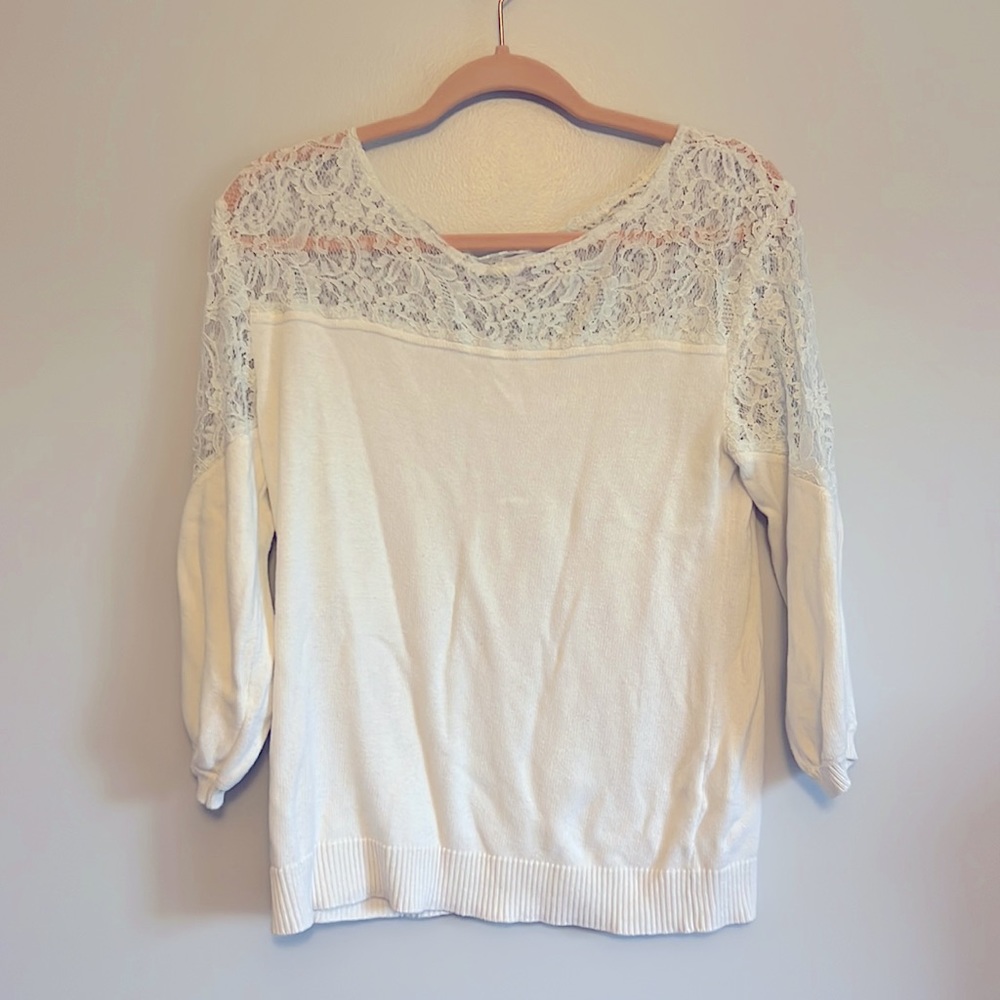 Soho New York & company white lace detail sweater